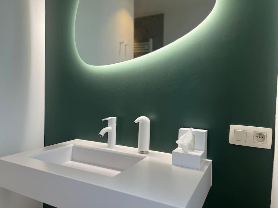 Duplex Chic Et Spacieux - Hypercentre Liège Exteriör bild